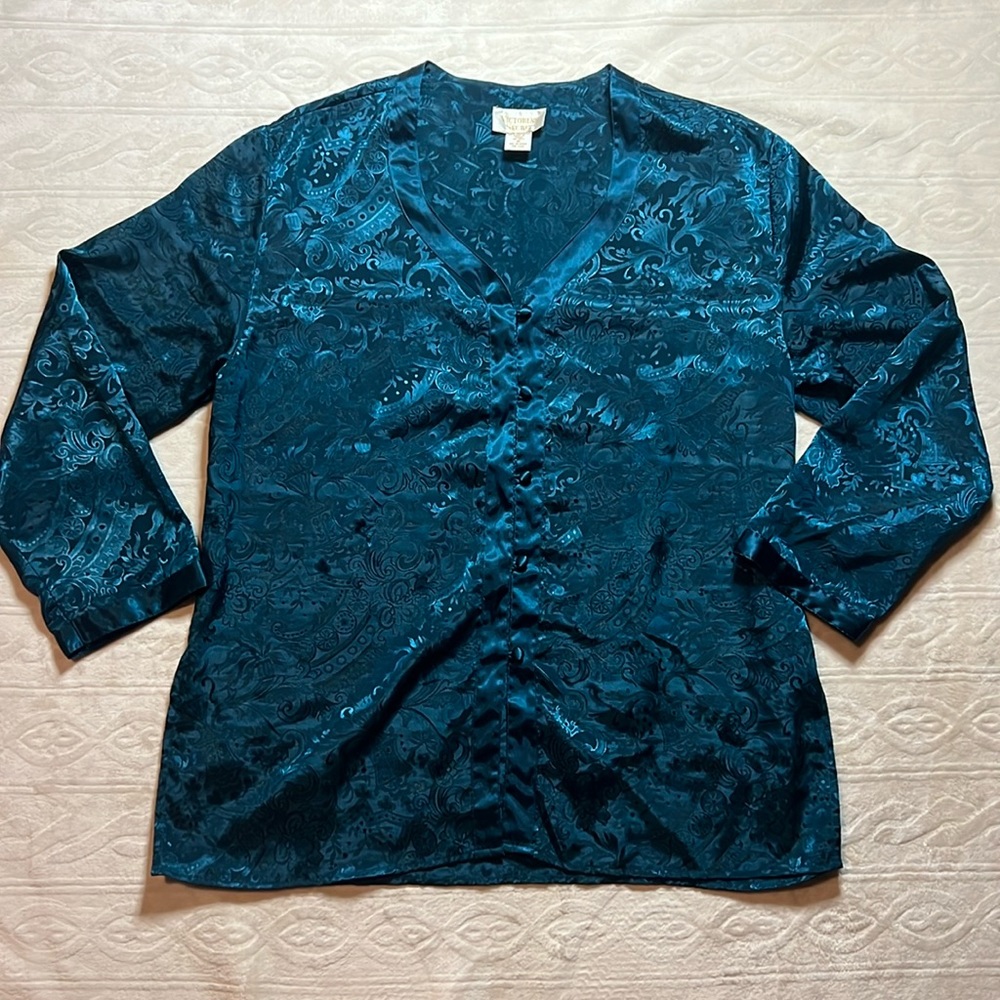 Victoria’s Secret Emerald Green Pajama Top Gold Label Vintage